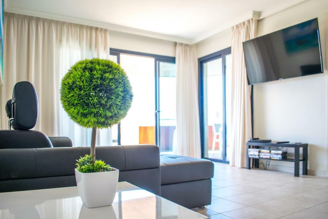 Large Terrace With Views On The Cliffs At Balcon De Los Gigantes Puerto de Santiago  Exteriér fotografie